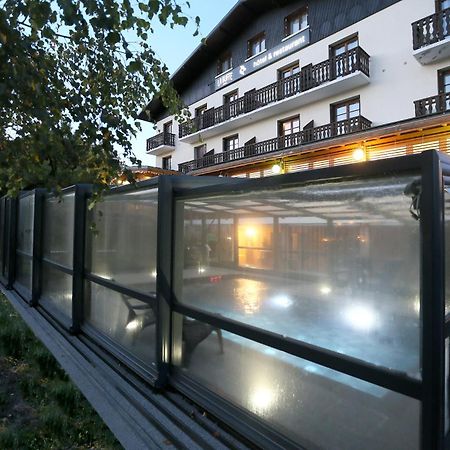 Hotel Restaurant La Buffe أوترانس المظهر الخارجي الصورة