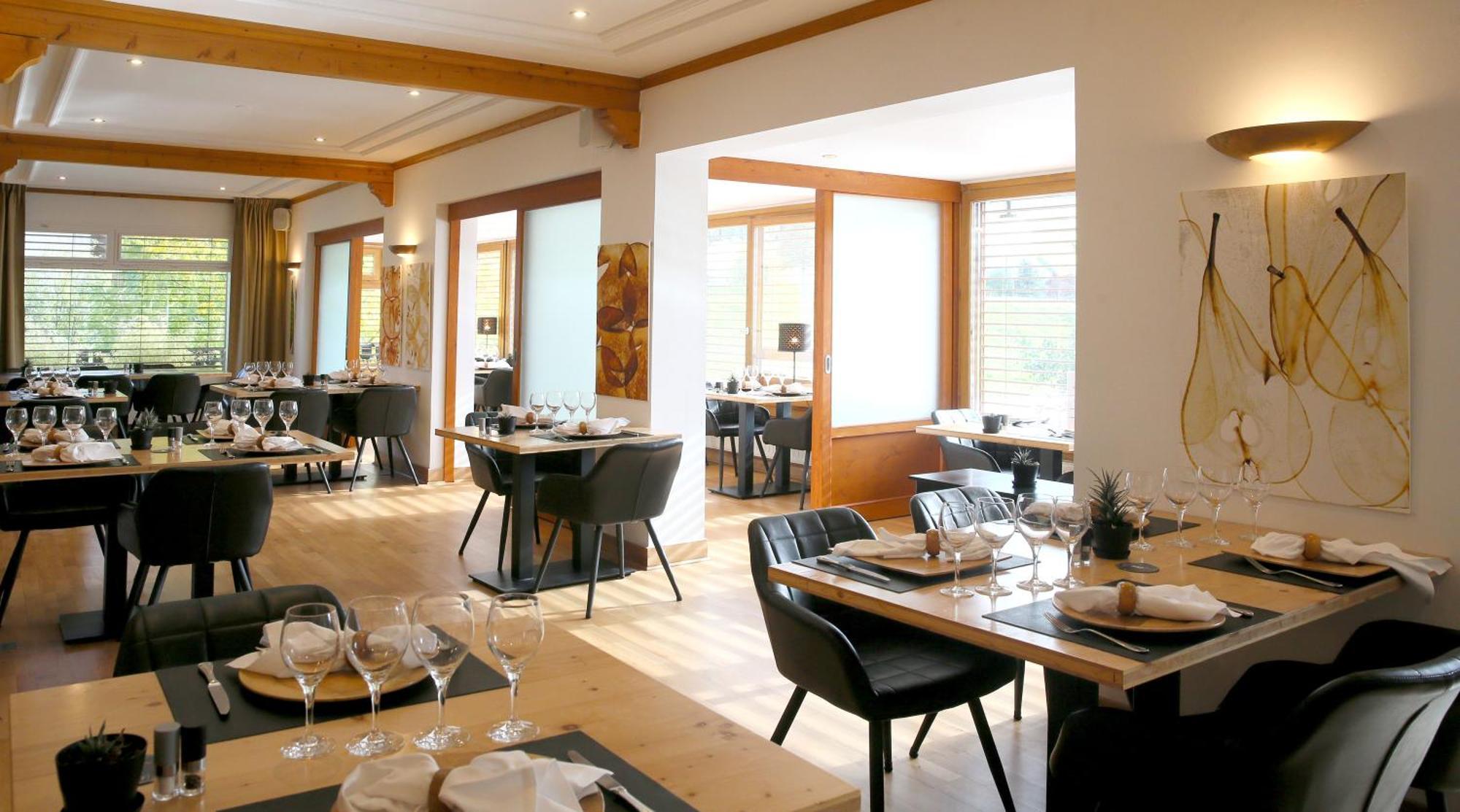 Hotel Restaurant La Buffe أوترانس المظهر الخارجي الصورة